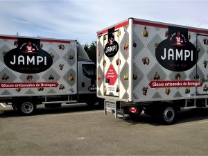 Camion caisse JAMPI