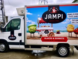 Camion caisse JAMPI