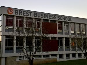 Enseigne lettres découpées BBS