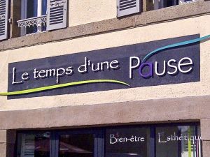 Enseigne lettres découpées LE TEMPS D'UNE PAUSE