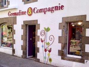 Enseigne lettres découpées GRENADINE & COMPAGNIE