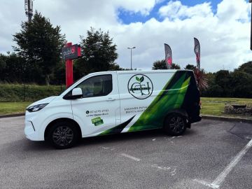 Semi-covering d’un Ford transit custom de @gtjardins #covering#pub#brest#publio